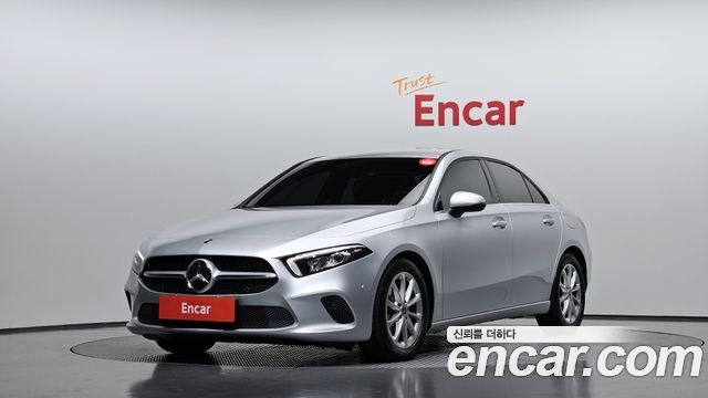 Mercedes-Benz A-Class W177 A220 Sedan - фото 0