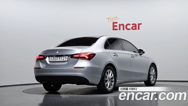 Mercedes-Benz A-Class W177 A220 Sedan - фото 1