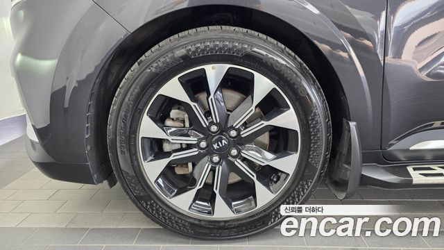 Kia Carnival 4-го поколения 9-Seater Signature - фото 4