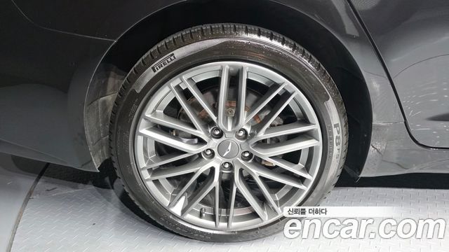 Genesis G70 2.0T AWD Supreme - фото 4