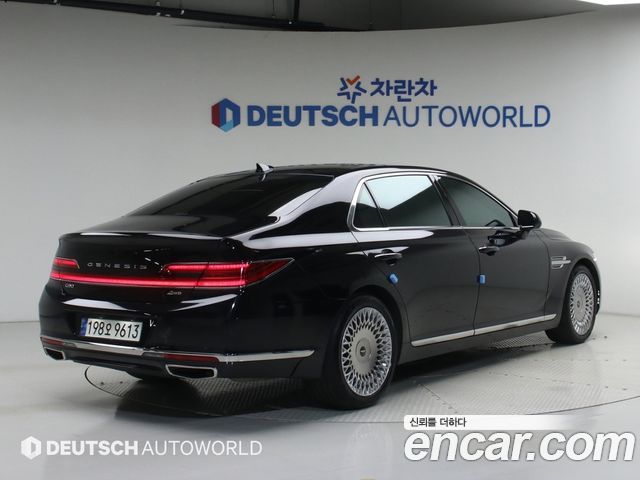 Genesis G90 3.8 AWD Premium Luxury - фото 1