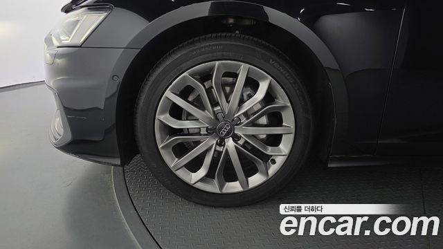 Audi A6 C8 40 TDI - фото 4