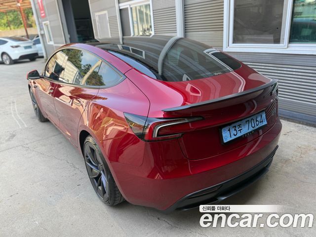 Tesla Model 3 Performance AWD - фото 3