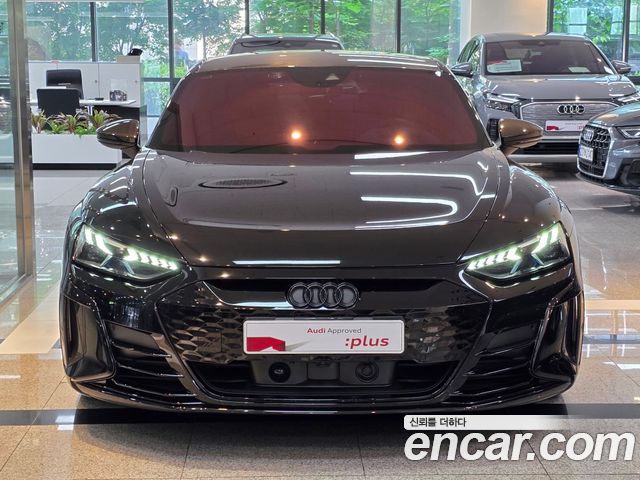 Audi RS e-tron GT GT RS - фото 2