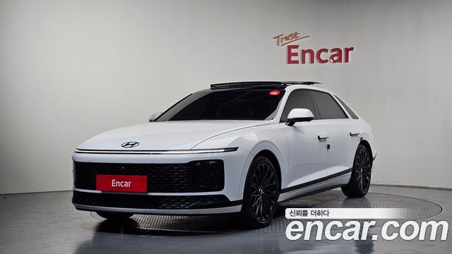 Hyundai Grandeur GN7, гибрид Calligraphy - фото 0