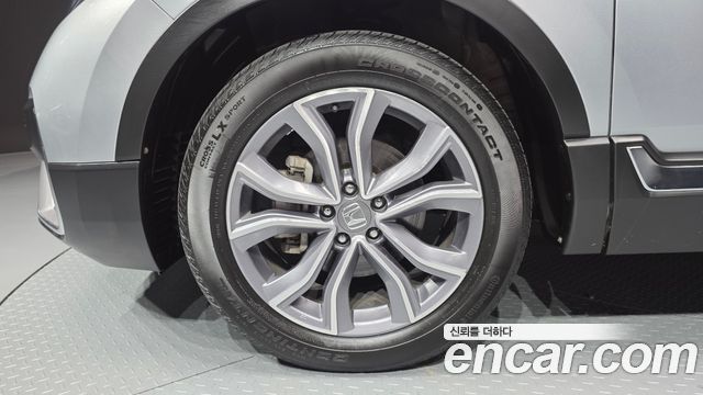 Honda CR-V 5-го поколения 2.0 Hybrid Touring 4WD - фото 4