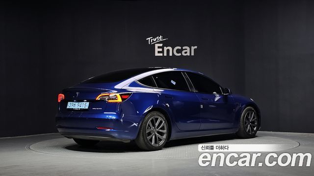 Tesla Model 3 Long Range AWD - фото 1