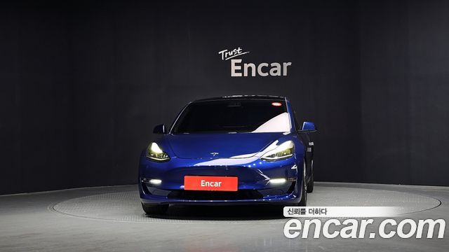 Tesla Model 3 Long Range AWD - фото 2