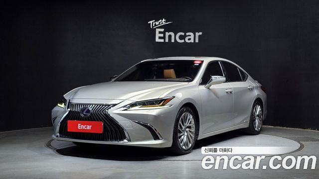 Lexus ES 7-го поколения Executive - фото 0
