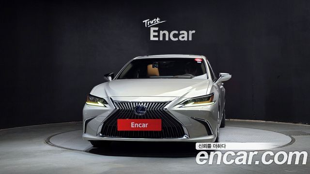 Lexus ES 7-го поколения Executive - фото 2