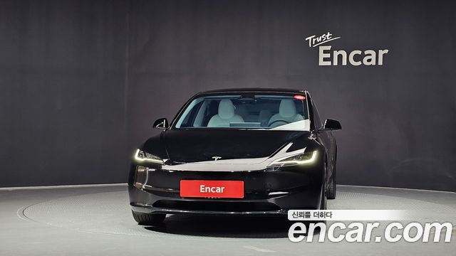 Tesla Model 3 Long Range AWD - фото 2