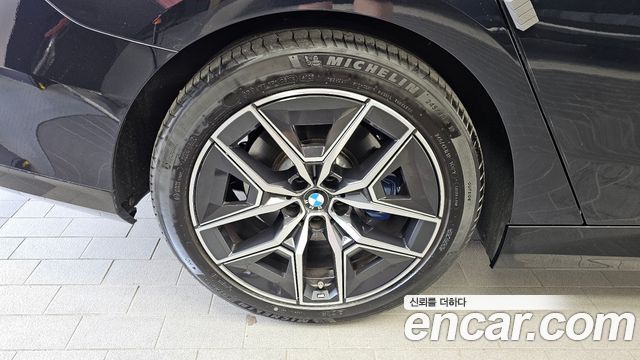 BMW 5-Series G60 520i M Sport - фото 4