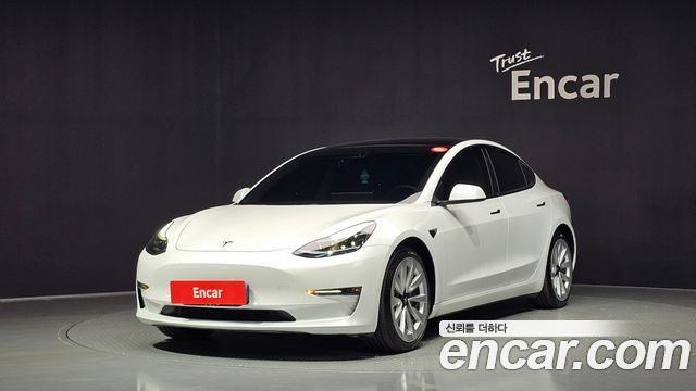 Tesla Model 3 Long Range AWD - фото 0