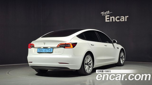 Tesla Model 3 Long Range AWD - фото 1
