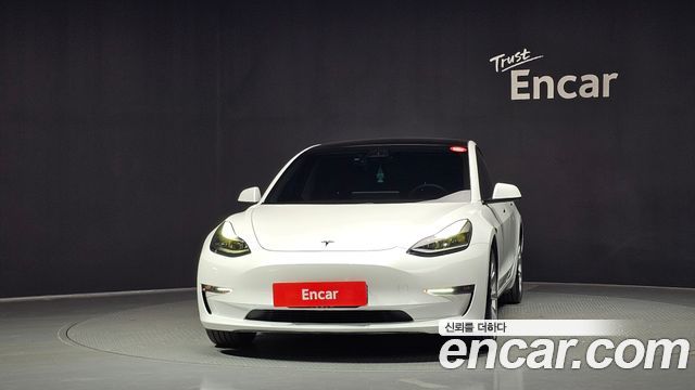Tesla Model 3 Long Range AWD - фото 2