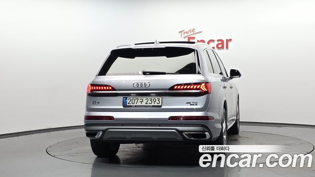 Audi Q7 45 TDI Quattro Premium - фото 3