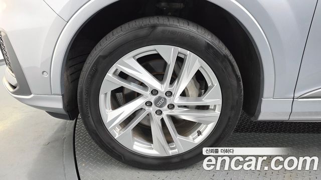 Audi Q7 45 TDI Quattro Premium - фото 4