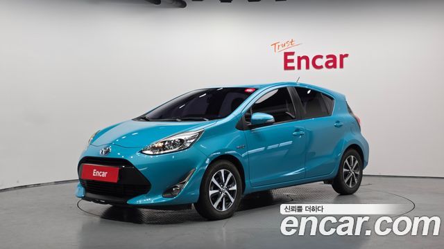 Toyota Prius 1.5 - фото 0