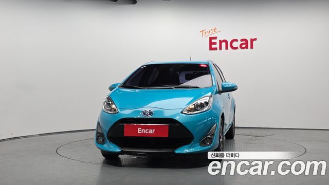 Toyota Prius 1.5 - фото 2