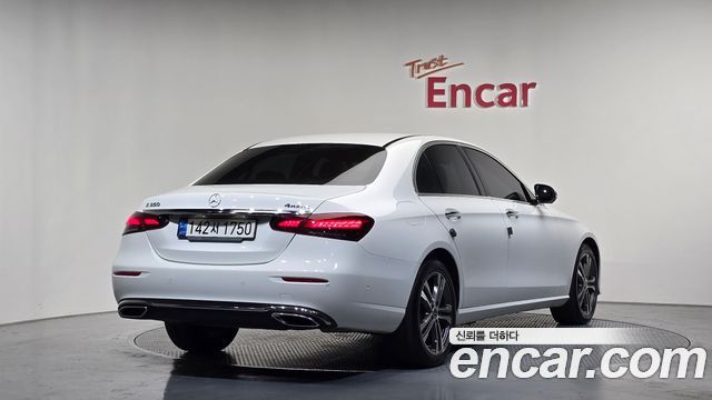 Mercedes-Benz E-Class W213 E350 4MATIC Avantgarde - фото 1