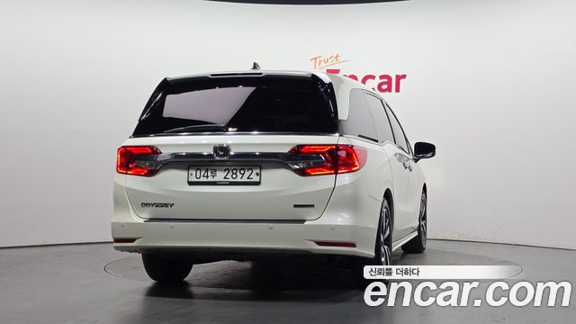 Honda Odyssey 3.5 5th - фото 3