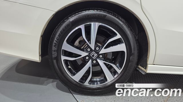 Honda Odyssey 3.5 5th - фото 4