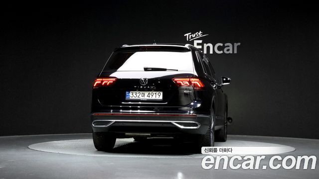 Volkswagen Tiguan 2-го поколения 2.0 TDI 4Motion Prestige - фото 3