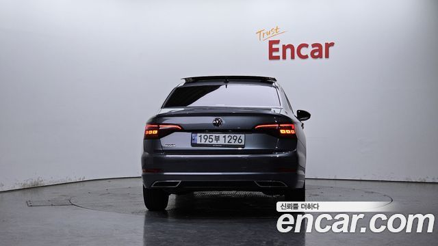 Volkswagen Jetta 7-го поколения 1.4 TSI Prestige - фото 3