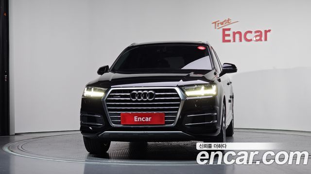 Audi Q7 45 TFSI Quattro - фото 2