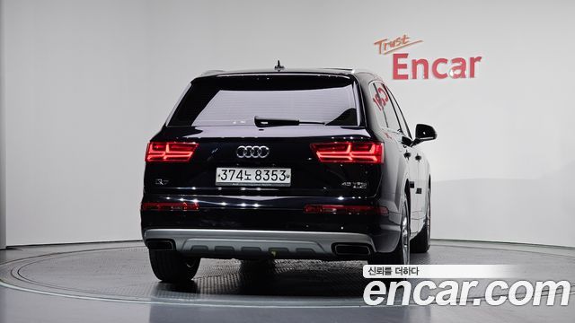 Audi Q7 45 TFSI Quattro - фото 3