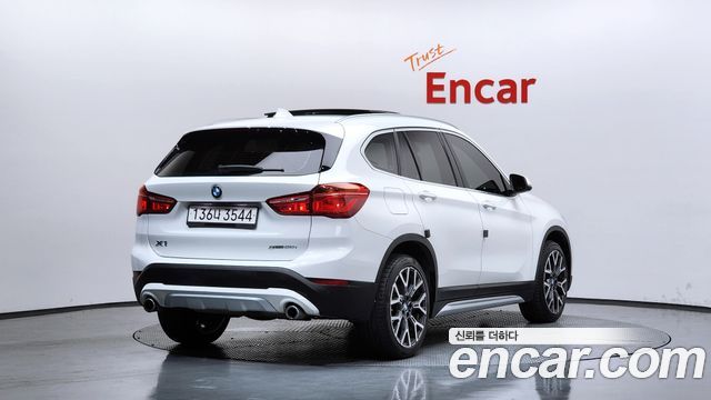 BMW X1 F48 xDrive 20i xLine - фото 1