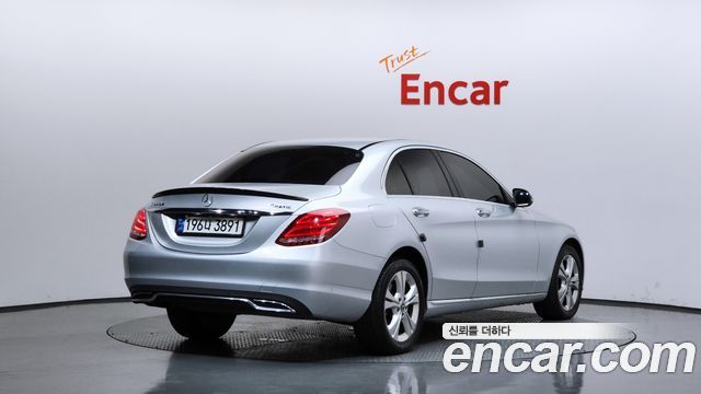 Mercedes-Benz C-Class W205 C220 d 4MATIC - фото 1
