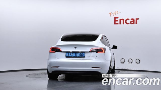 Tesla Model 3 Long Range AWD - фото 3