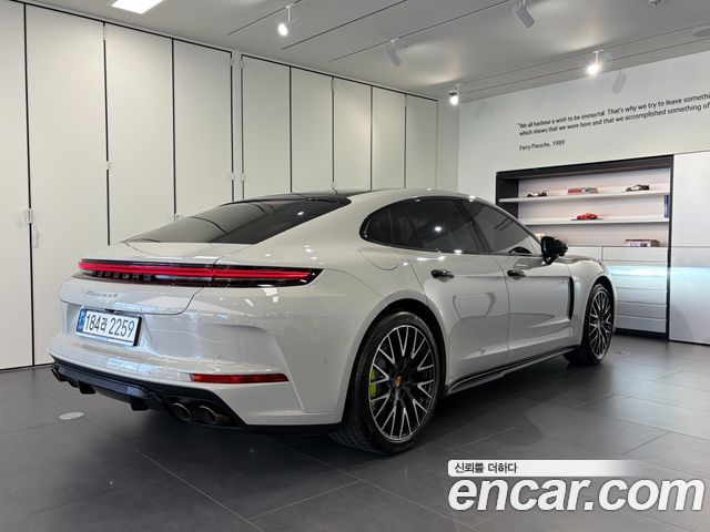 Porsche Panamera 2.9 AWD E-Hybrid - фото 1