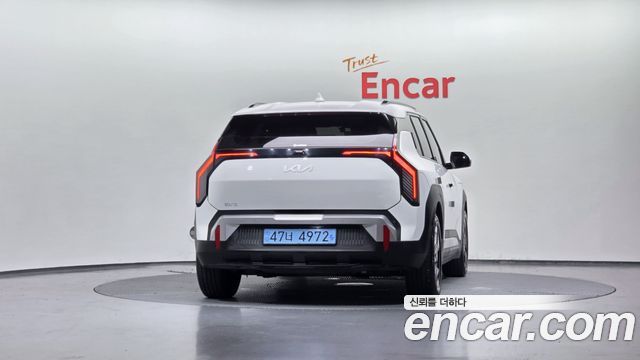 Kia EV3 Long Range 2WD AIr - фото 3