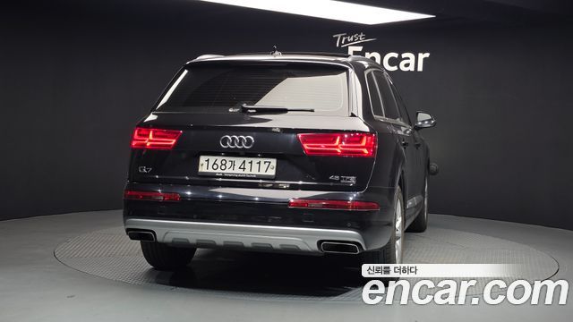 Audi Q7 45 TFSI Quattro - фото 3