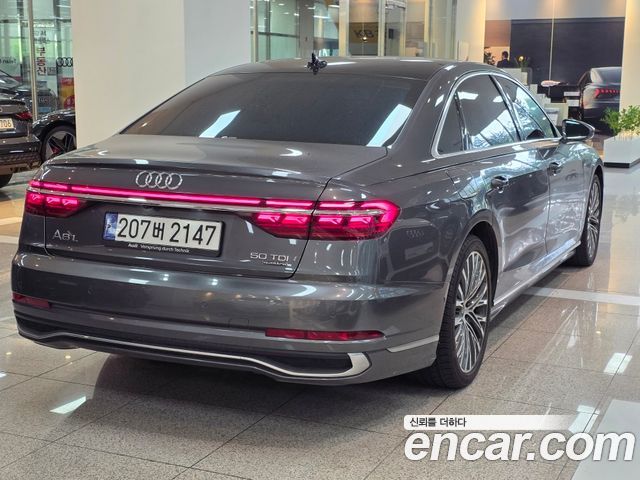 Audi A8 D5 50 TDI Quattro Premium - фото 1