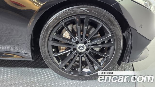 Mercedes-Benz CLS-Class C257 CLS400d 4MATIC - фото 4