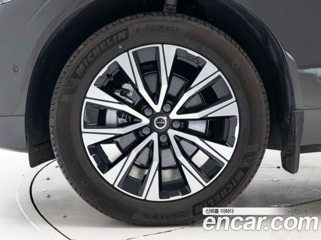 Volvo XC60 2-го поколения B5 Ultra Bright - фото 4