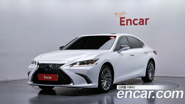 Lexus ES 7-го поколения Luxury Plus - фото 0