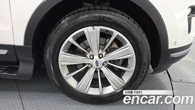 Ford Explorer 2.3 Limited 4WD 5th - фото 4
