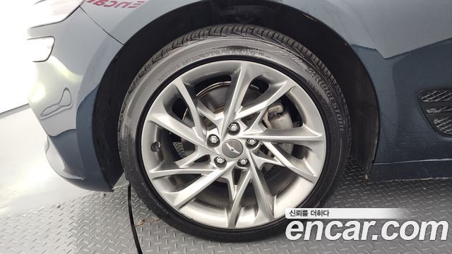Genesis G70 Новый Gasoline 2.0T 4WD - фото 4