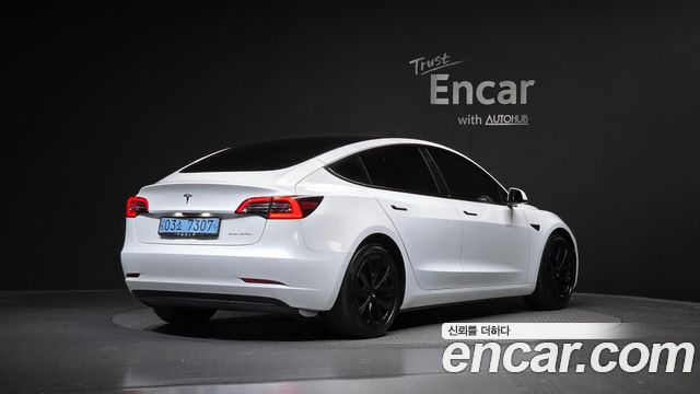 Tesla Model 3 Long Range AWD - фото 1