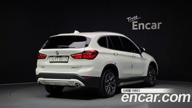 BMW X1 F48 xDrive 20i xLine - фото 1
