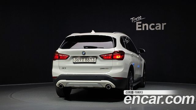 BMW X1 F48 xDrive 20i xLine - фото 3