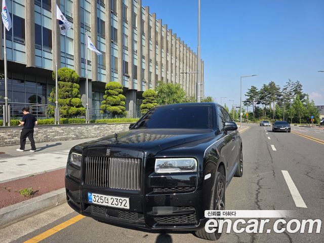 Rolls-Royce Cullinan 6.7 V12 - фото 0