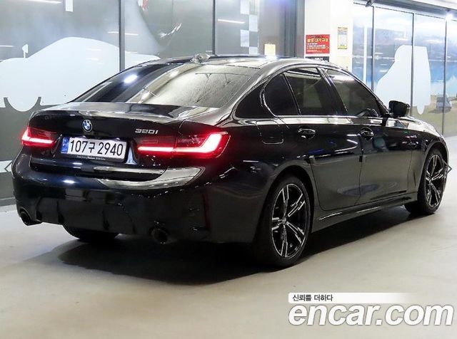 BMW 3-Series G20 320i M Sport - фото 3