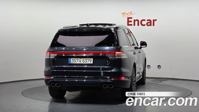 Lincoln Aviator 2-го поколения 3.0 Black Label AWD - фото 3