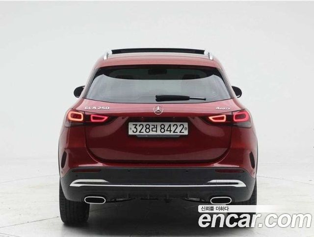 Mercedes-Benz GLA-Class H247 GLA250 4MATIC - фото 4