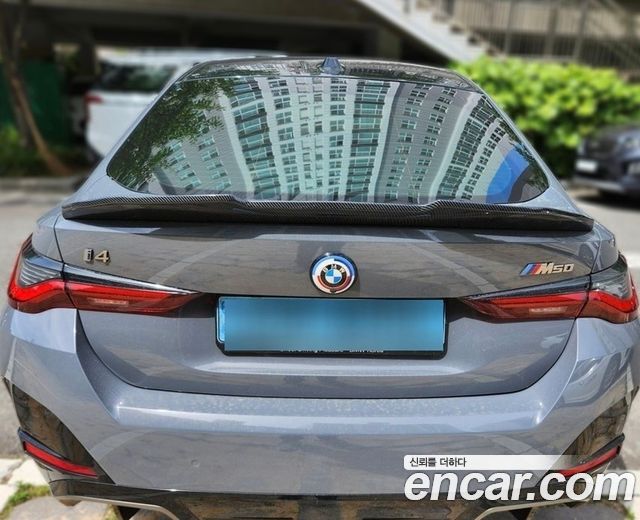 BMW i4 M50 - фото 3